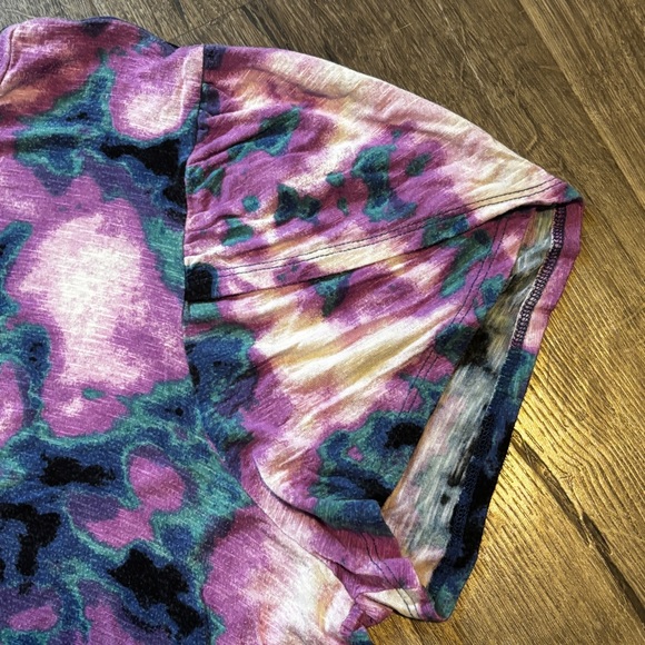LuLaRoe Tie-Dye Short Sleeve Top - Pink and Purple - Picture 3 of 5